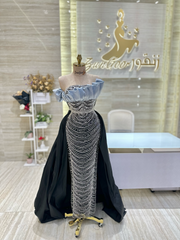 Elegant dresses can be made in a range of different colors.